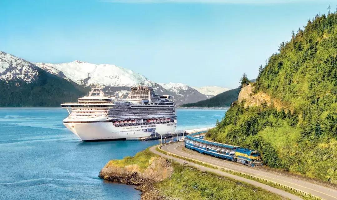 一万块钱到俄罗斯旅行能玩几天,一万元去美国能玩多久