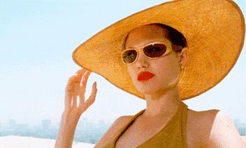 日本防晒“全能王”，李佳琦、薇娅推荐：防晒、定妆、驱蚊三合一