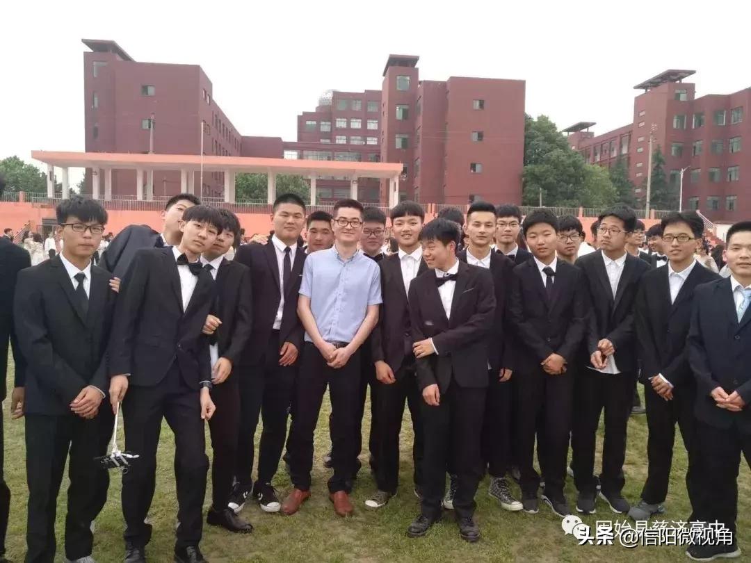 固始慈济高中视频,固始慈济高中2004届