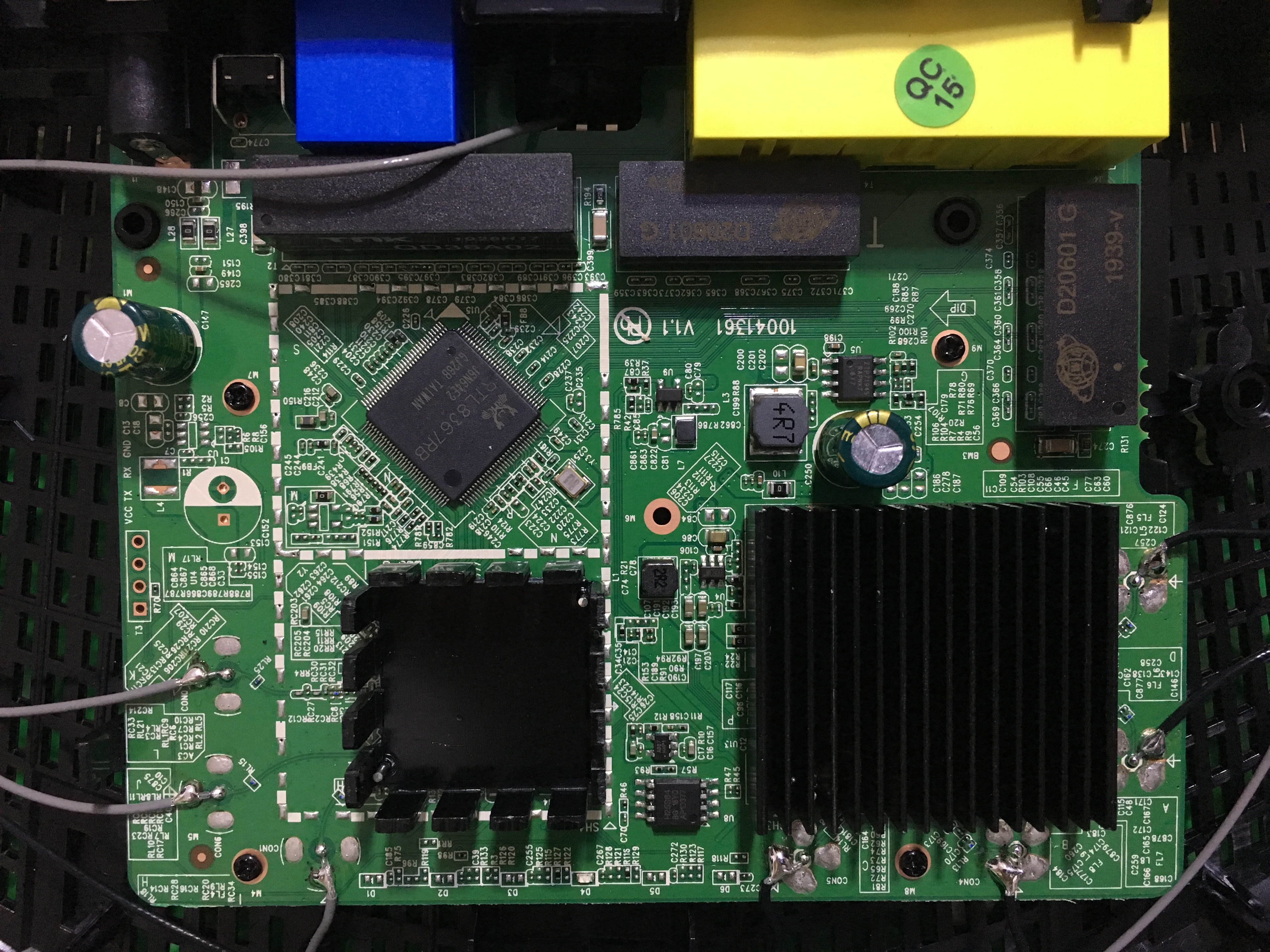 腾达ac23路由器值得购买吗,腾达ac23路由器拆解