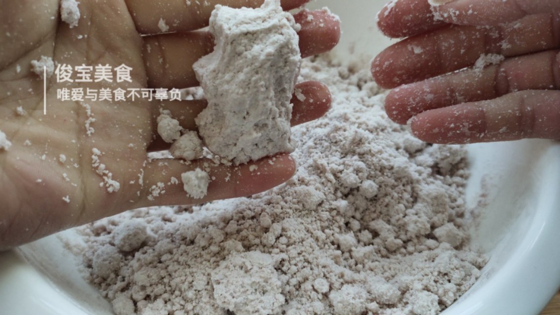 老东北美食教你蒸米糕,蜜豆蒸米糕怎么做好吃