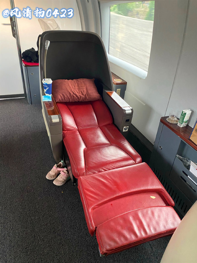 体验火车头等舱,体验双层高铁