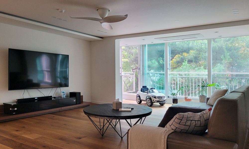 两居室这样装修清爽干净无负担,两套房子打通后装修效果