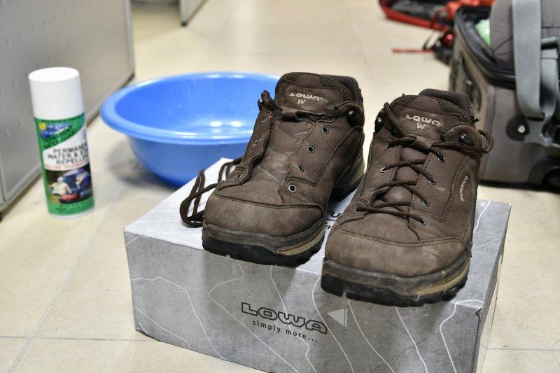 盘点小学生穿不起的鞋,lowa户外徒步鞋哪款是经典款