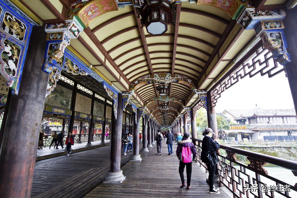 巴蜀建筑风格,成都九龙桥建筑风格