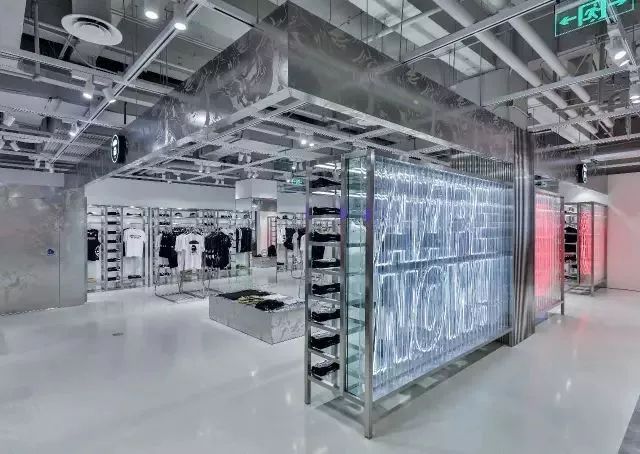 aape全新店铺,aape旗舰店线下门店