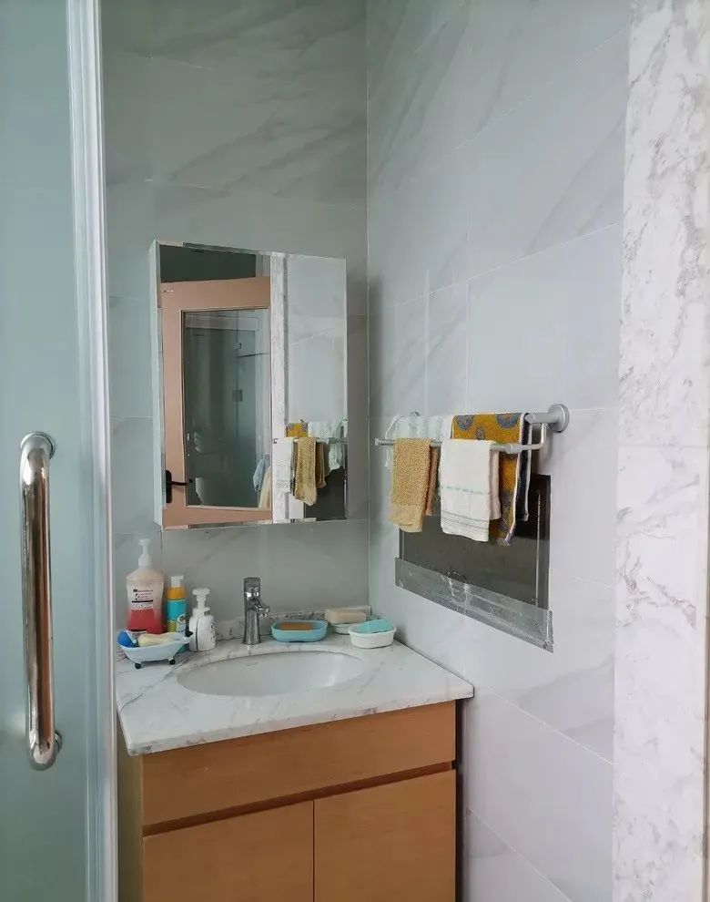 重庆环境最好的学校,重庆哪所学校宿舍和伙食最好