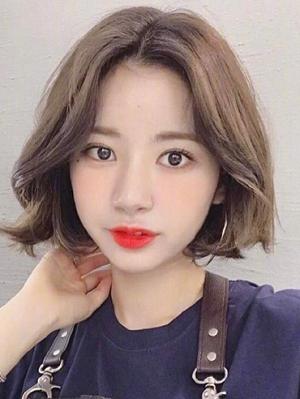 今年春节烫发流行什么发型,春节烫发发型推荐