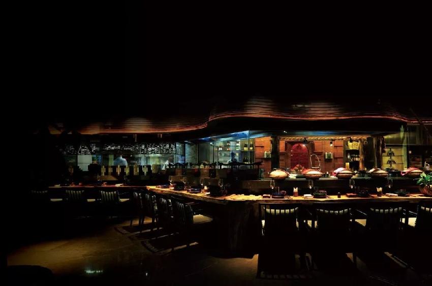 1年亏了2000万东山再起，他说餐饮创造才有快乐