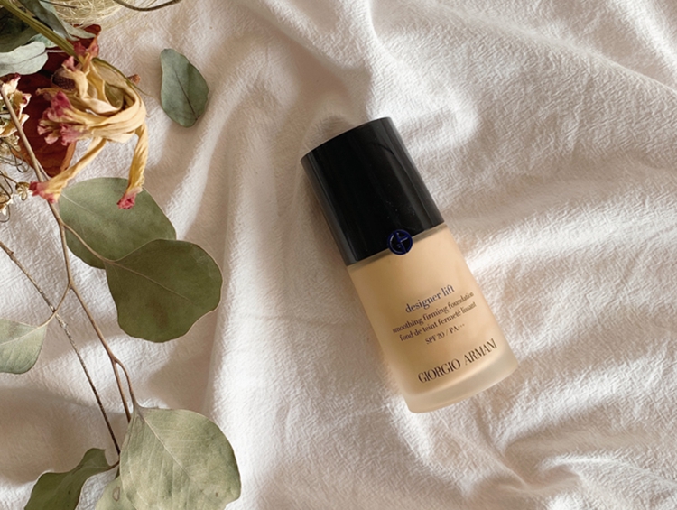 干皮用雅诗兰黛还是兰蔻粉底液,干皮粉底液雅诗兰黛兰蔻