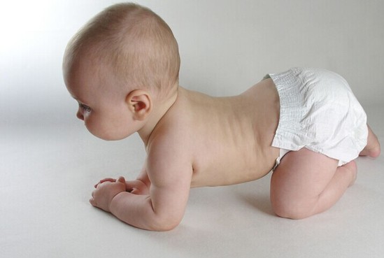 1到2个月宝宝聪明训练,婴儿四个月该做什么训练