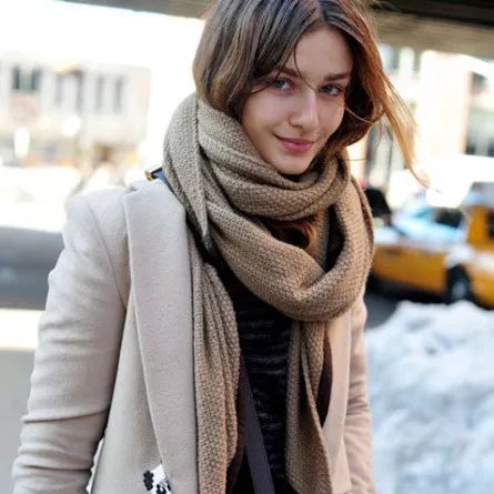 2021最火围巾系法,长方形围巾系法大全简单又好看