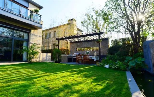 农村草坪花园设计实景图,花园草坪布局