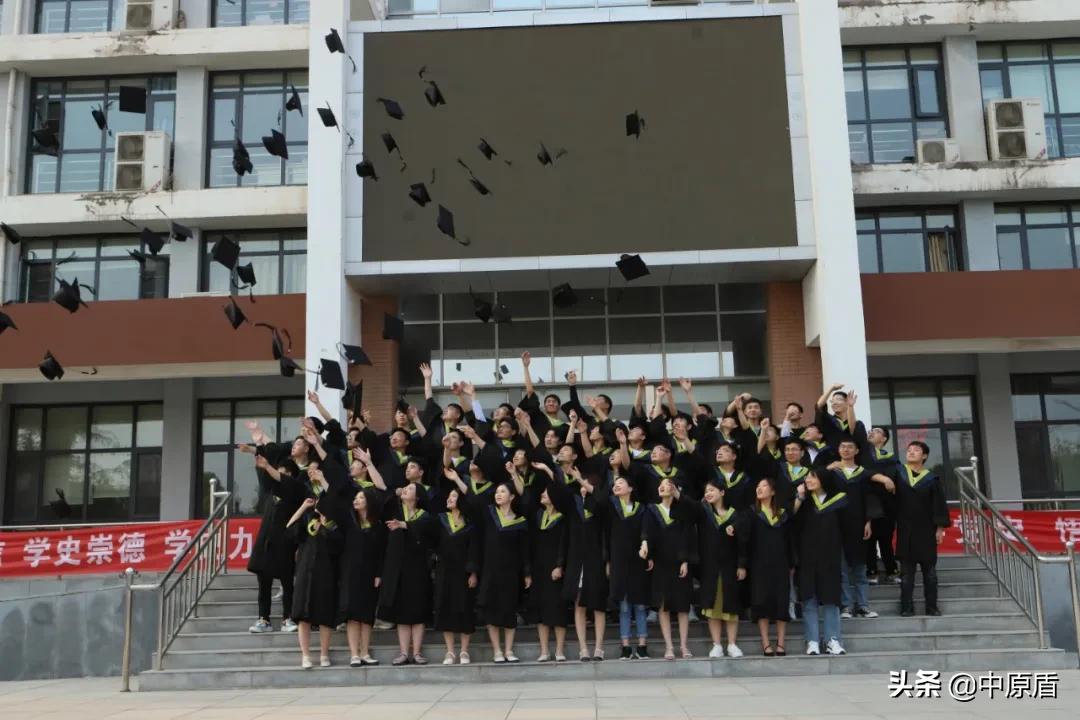 大片来袭！河南各高校凹造型毕业照绝对惊艳到你