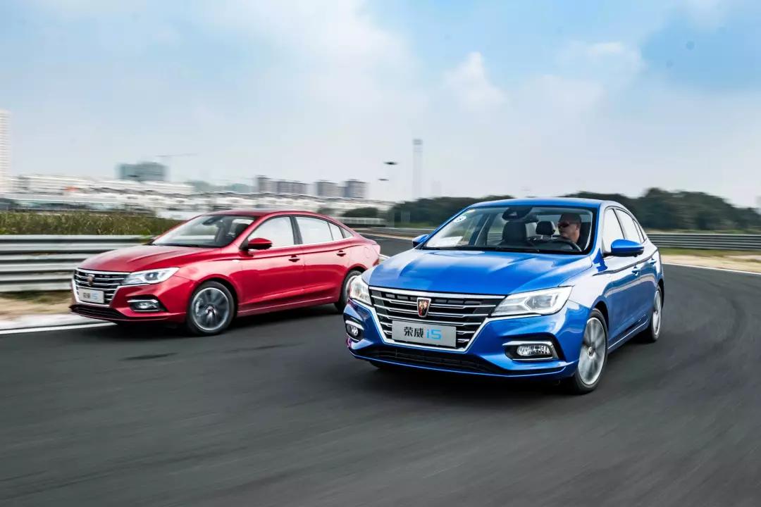 10万左右的车值得买吗,10万买桑塔纳还是朗逸