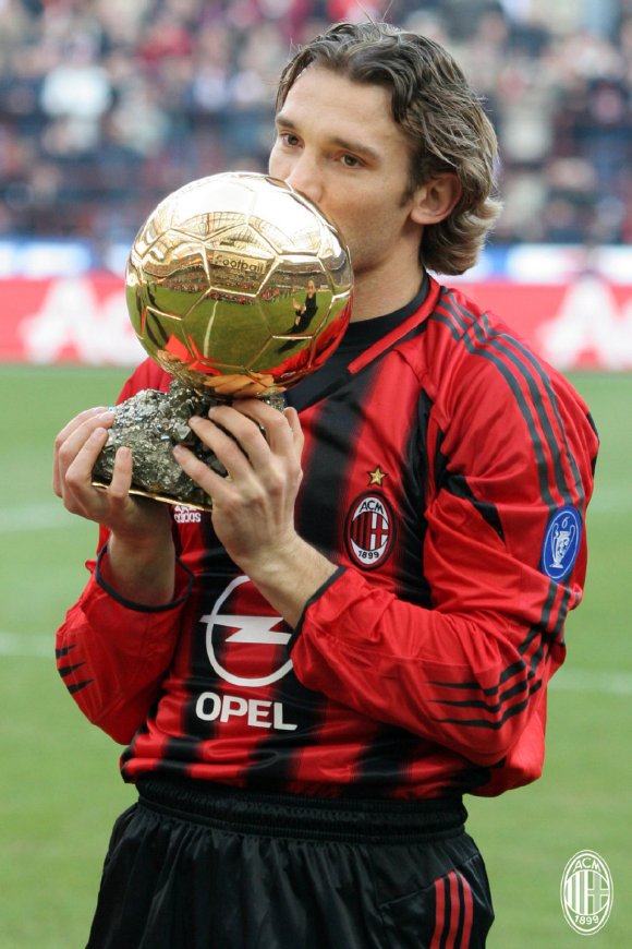 世界足坛十大伟大号码7号,足坛现役十大7号球衣