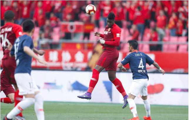 中超断腿视频集锦,中超断腿最新信息