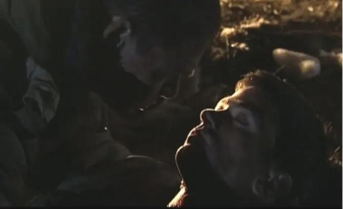 性感女神又演了一部姬片，挑战恋爱禁忌