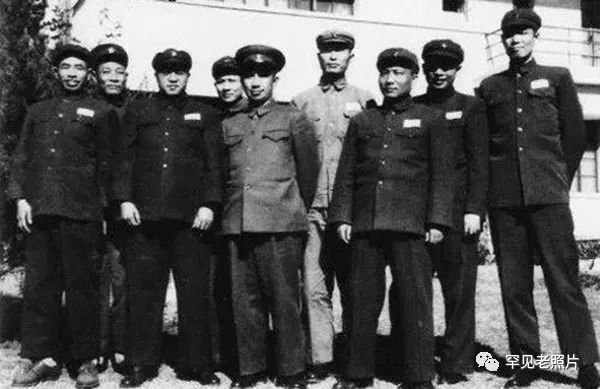 100年南京大桥绘画,南京红色100年