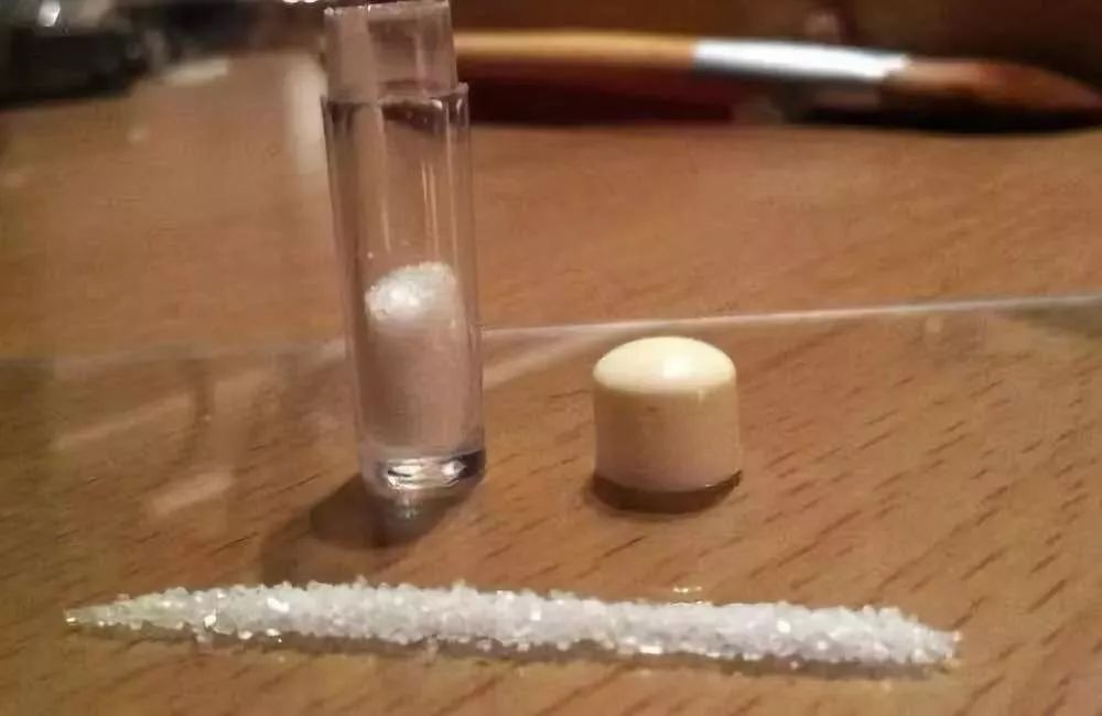 “*粉K**”：由“药”到“毒”的变奏史