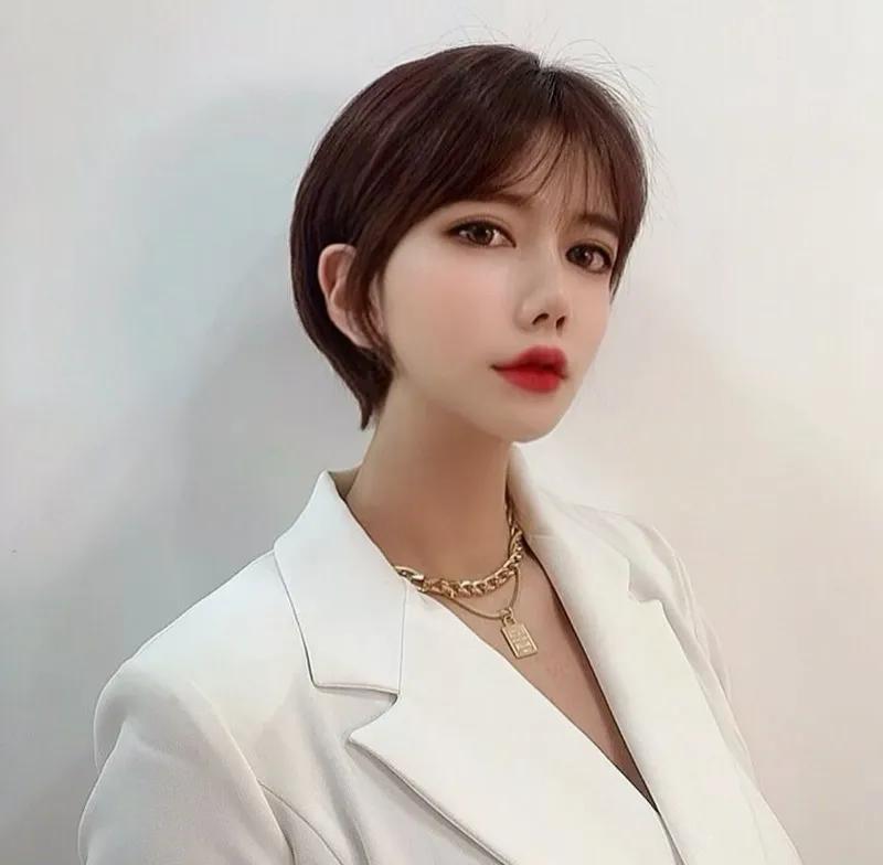 挂耳短发短款,挂耳式小短发