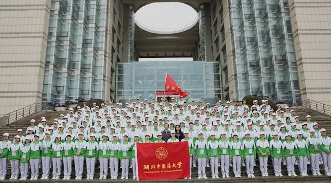 军运会志愿者感动瞬间,军运会感谢志愿者