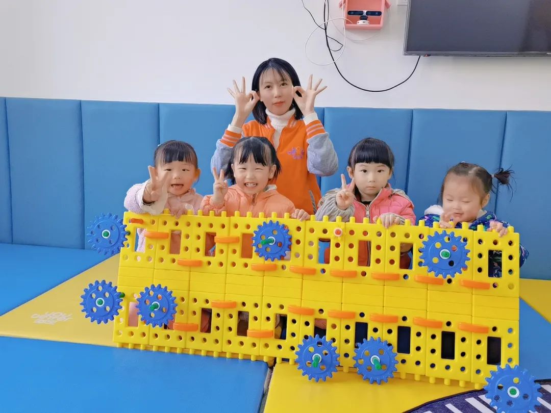 优贝乐明星教师成长记|每个0~6岁的孩子都应该有一位这样的老师