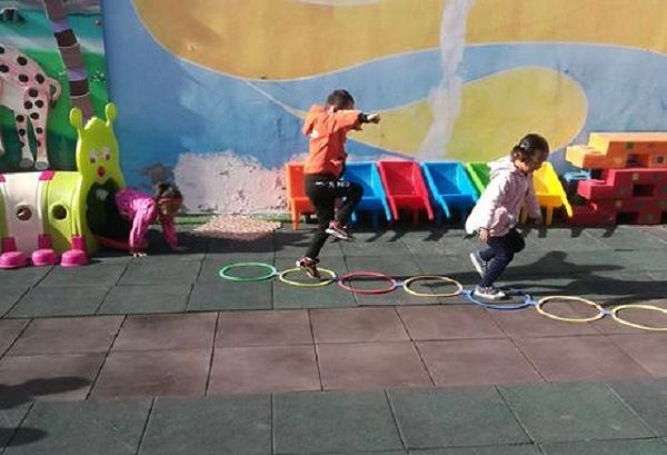 幼儿入园分离焦虑如何引导家长,幼儿园如何应对孩子分离焦虑