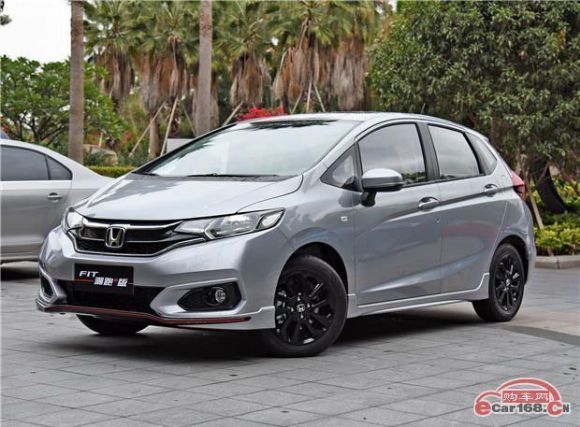 三款年底降价最猛合资中型车行情,这几款合资两厢车又降价