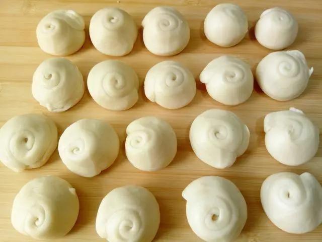 乌鲁木齐板栗酥饼,酥饼板栗馅绿豆馅