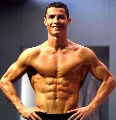 c罗和詹姆斯肌肉对比,詹姆斯和c罗哪个身体素质好