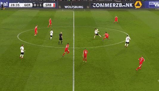 球场恶汉被罚打,球场上的恶汉