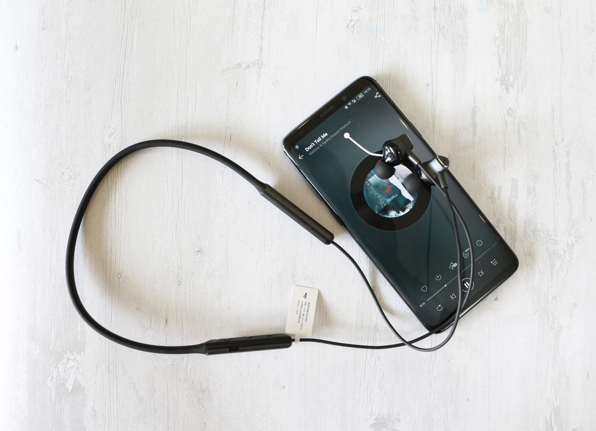 苹果AirPods太贵？耳机也可很爱国！爱国者W08颈圈式蓝牙耳机体验