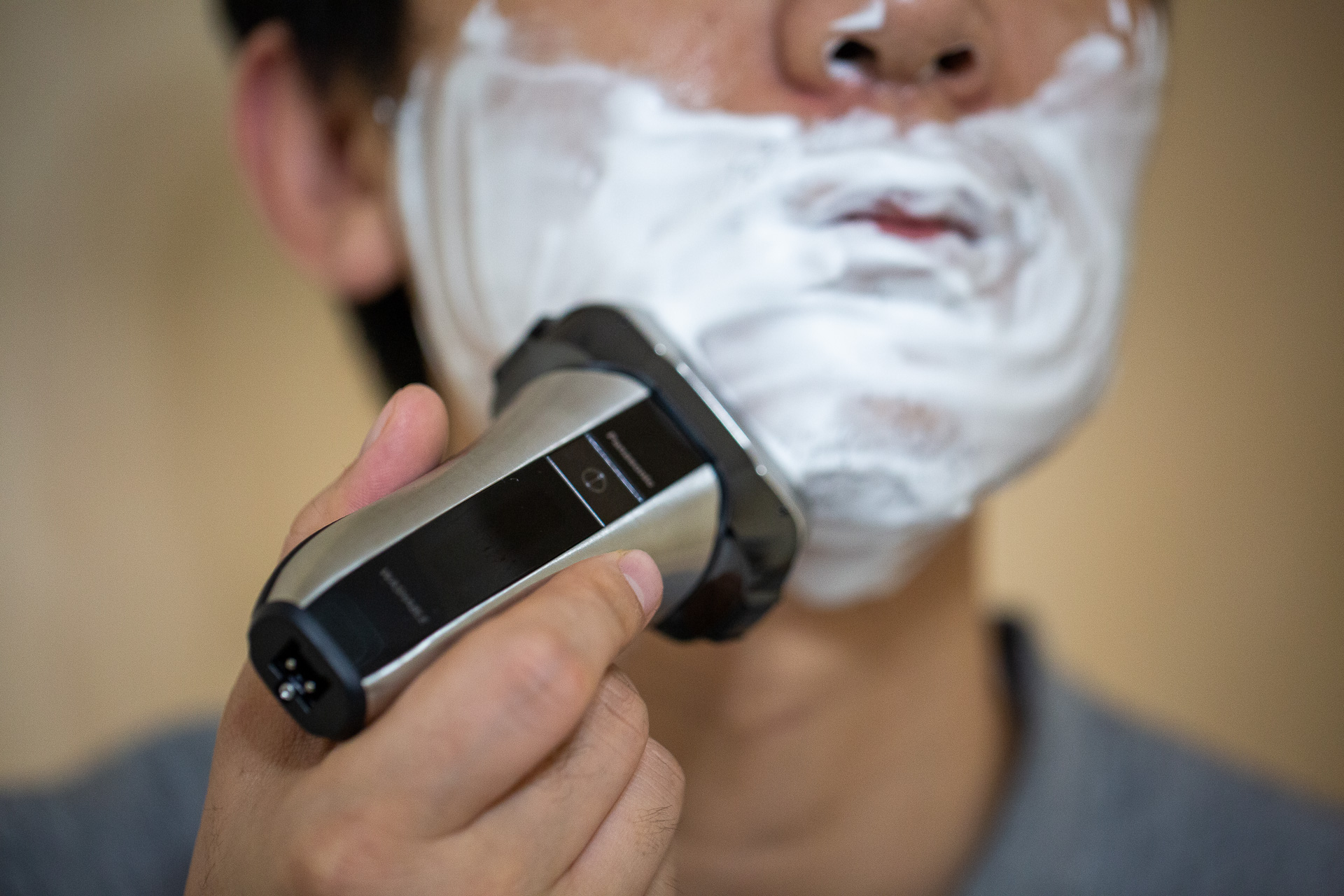 松下es-cv50剃须刀怎么换电池,30岁剃须刀