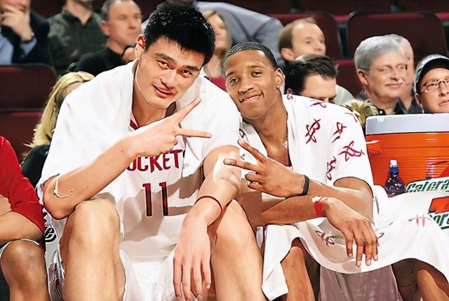 特雷西麦克格雷迪篮球人物志,特雷西麦克格雷迪扣篮