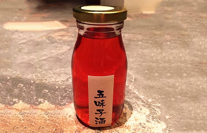 泡果酒的酒度数一般选多少的,哪种香型的酒适合泡果酒