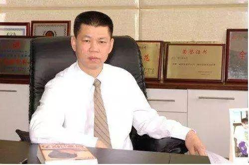 周杰伦还在代言德尔惠吗,周杰伦代言德尔惠多少钱