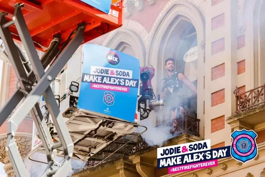 圣诞老人来了真实视频,圣诞老人来澳洲