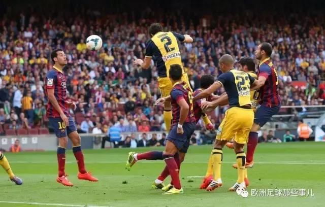 马德里的天空是红白色的,那天早晨钢琴曲