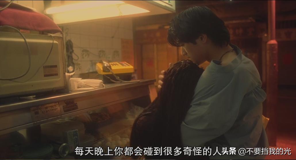 老片重温|《堕落天使》：因为人的感情是很难控制的。