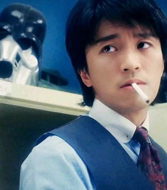 周星驰骗富豪视频完整版,周星驰心酸史曝光