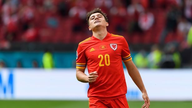 曼联逆转大巴黎拉什福德,曼联客场拉什福德庆祝