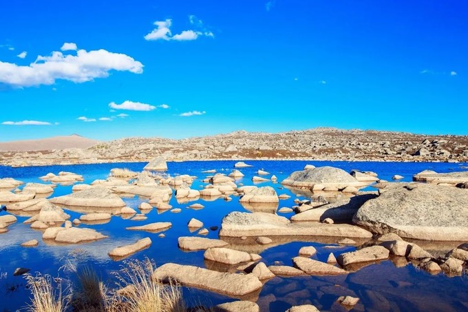 国庆自驾游川西路线推荐稻城亚丁,2022年7月理塘到稻城亚丁沿途风景