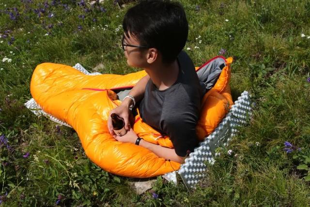 这套睡眠装备，能带你在山里走多远？