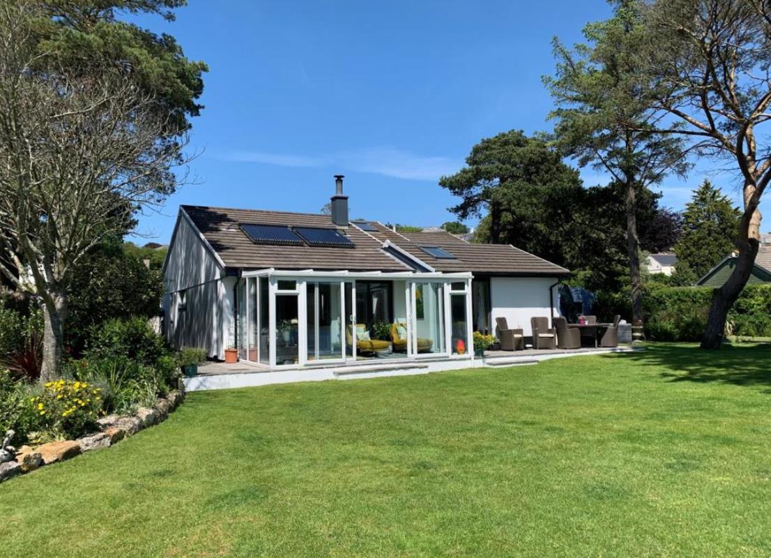 在英国100人民币能买到什么,100万英镑在英国能买什么房子