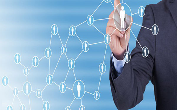 劳动合同到期跟老板谈续签的话术,劳动合同到期后续签劳务派遣合同