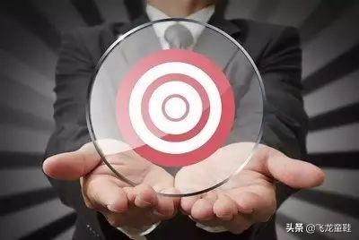 董明珠管理团队四条军规,董明珠说管理针锋相对