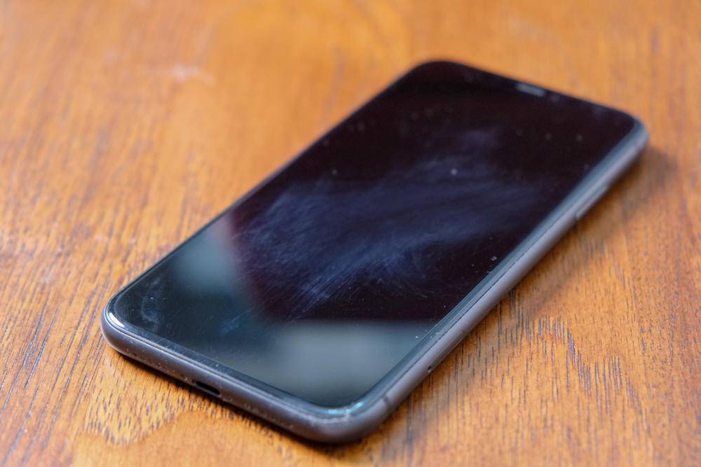 苹果贝尔金钢化膜和防窥膜哪个好,贝尔金钢化膜和大猩猩膜哪个好