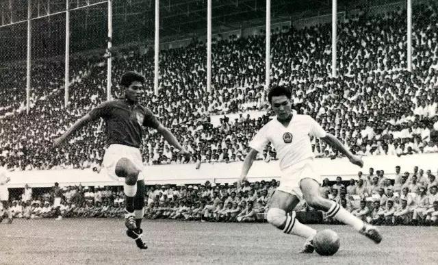 12强赛中国队谁当过队长,国足12强队长