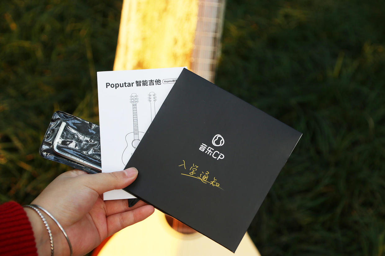 poputar智能吉他p1和卡马联名款,poputar智能吉他卡马联名款